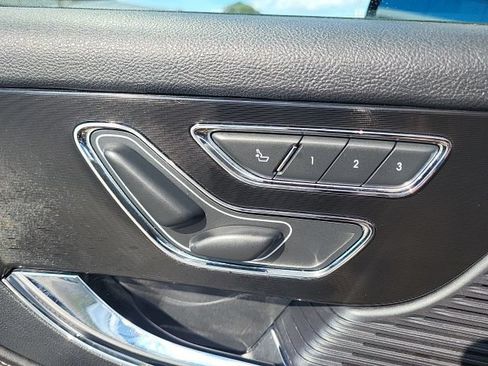 Used 2022 Lincoln Corsair AWD w/ Premium Package image 27
