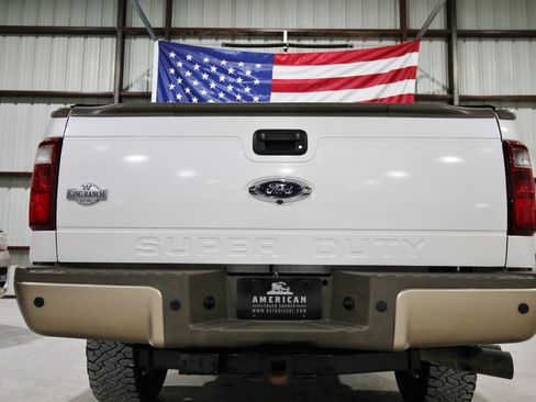 Used 2014 Ford F250 King Ranch image 9