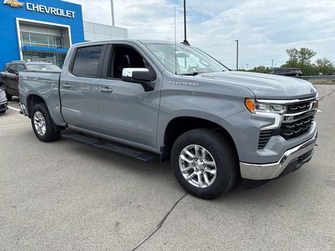 Certified 2024 Chevrolet Silverado 1500 LT AWD/4WD image 7