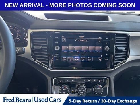 Used 2023 Volkswagen Atlas Cross Sport SEL image 12