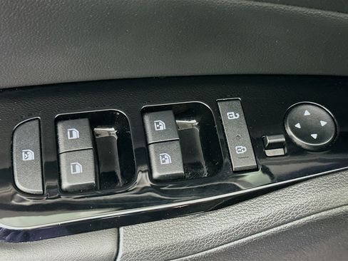 Used 2023 Kia Sportage EX image 15