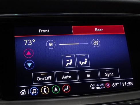 Used 2024 Buick Enclave Premium image 48