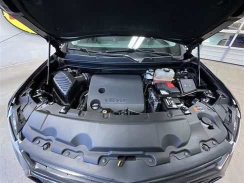 Used 2020 Chevrolet Traverse RS image 32