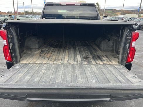 Certified 2022 Chevrolet Silverado 1500 Custom w/ LPO, Blackout Package image 23