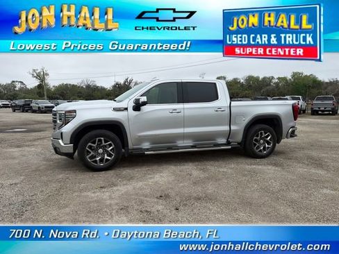 Used 2022 GMC Sierra 1500 SLT w/ SLT Premium Plus Package image 4