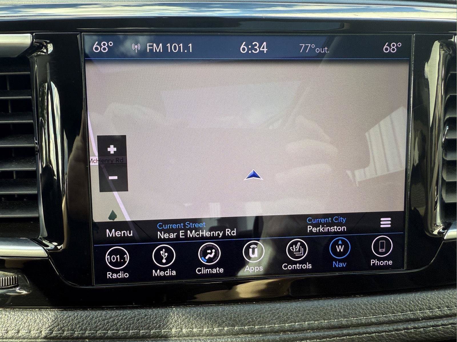 Used 2019 Chrysler Pacifica Limited FWD image 14