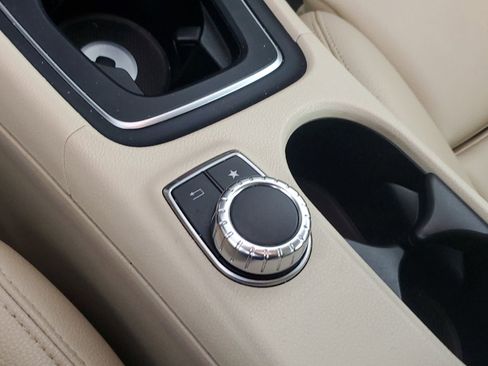 Used 2018 Mercedes-Benz GLA 250 GLA 250 image 42