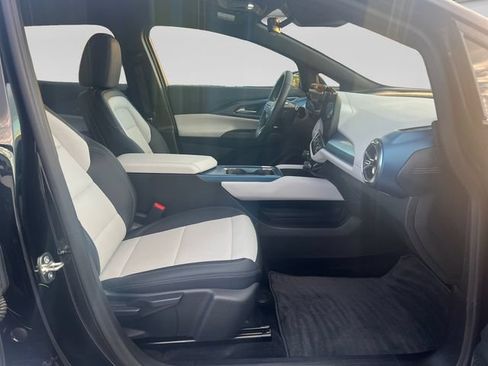 Used 2025 Chevrolet Equinox EV LT FWD image 14