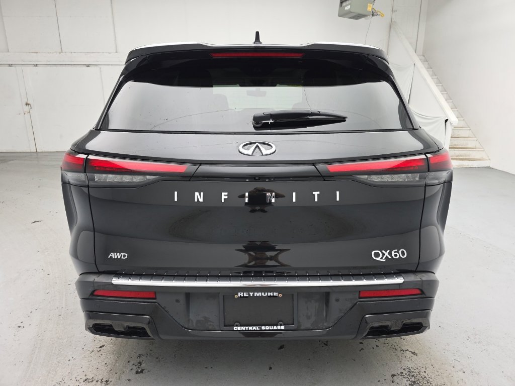 Used 2023 INFINITI QX60 Luxe w/ Vision Package AWD/4WD image 10