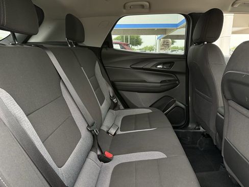 Used 2025 Chevrolet TrailBlazer LT image 23