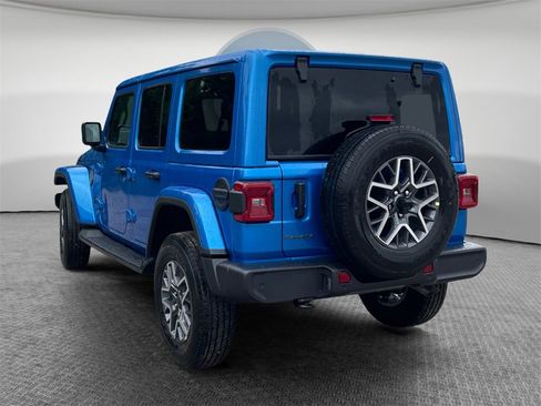 New 2025 Jeep Wrangler Sahara image 6