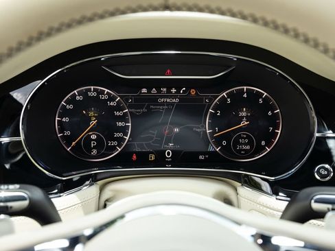 Used 2020 Bentley Continental GT AWD/4WD image 33