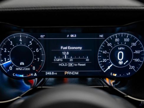 Used 2022 Ford Mustang Shelby GT500 w/ Carbon Fiber Track Pack image 87