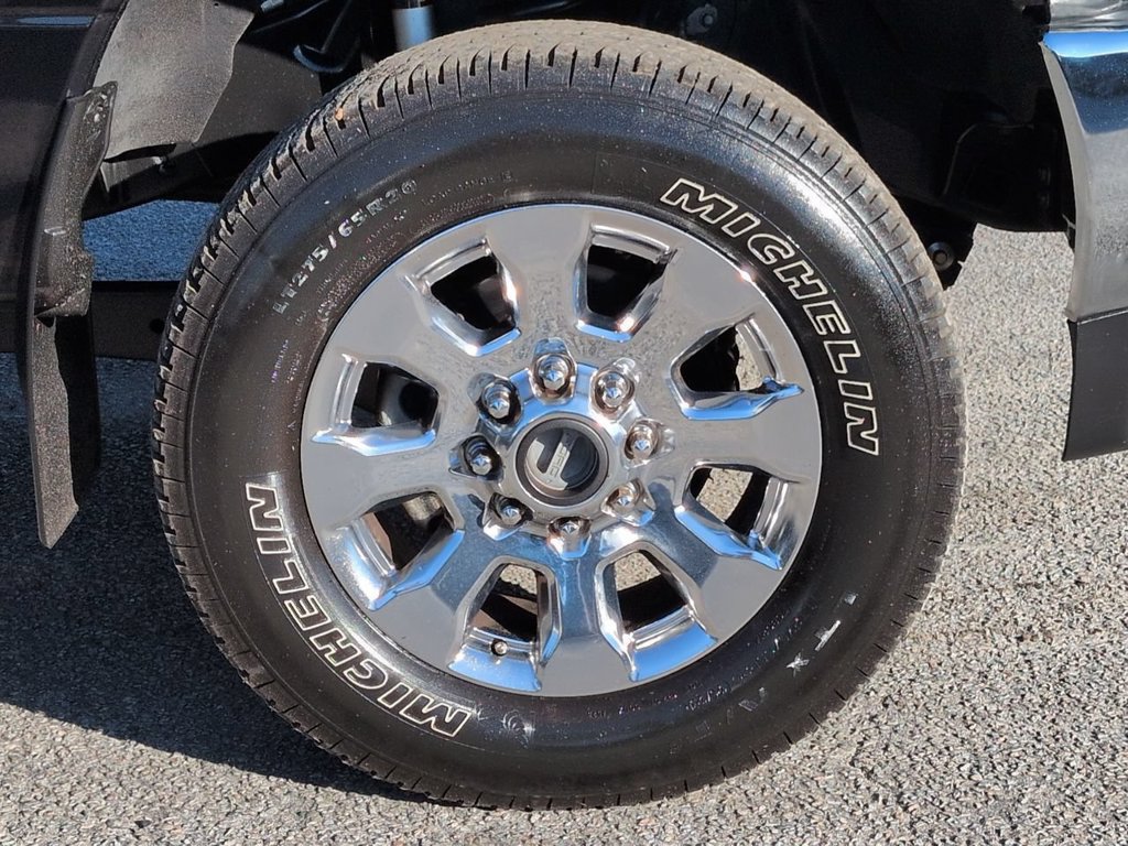Used 2019 Ford F250 Lariat w/ Lariat Ultimate Package AWD/4WD image 11