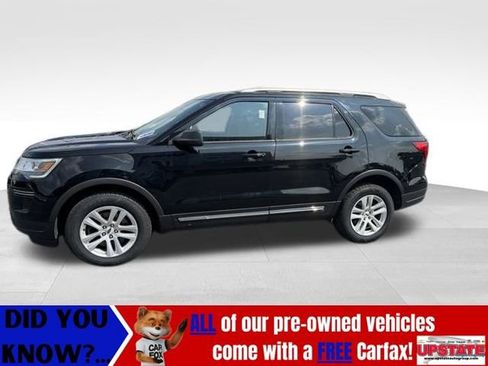 Used 2018 Ford Explorer XLT image 6