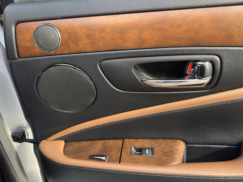 Used 2012 Lexus LS 460 w/ Sport Pkg RWD image 40