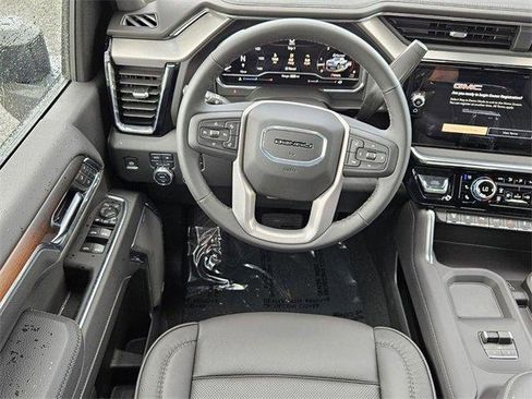New 2025 GMC Sierra 2500 Denali w/ Denali Reserve Package image 11