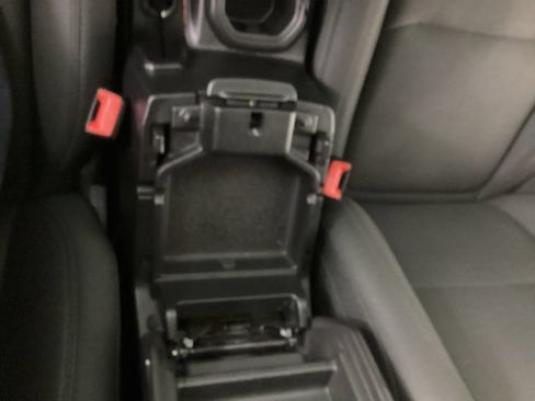 Used 2020 Jeep Wrangler Unlimited Sport S AWD/4WD image 22