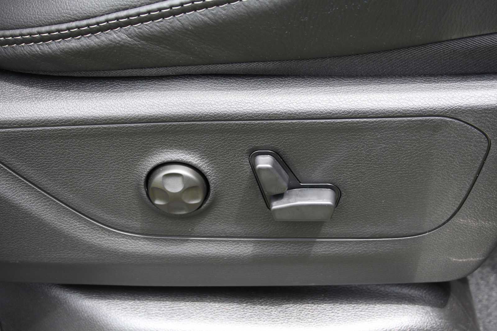 Used 2025 RAM 1500 RHO w/ RHO Level 1 Equipment Group AWD/4WD image 25