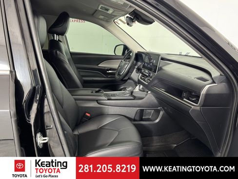 Used 2024 Toyota Grand Highlander XLE image 19