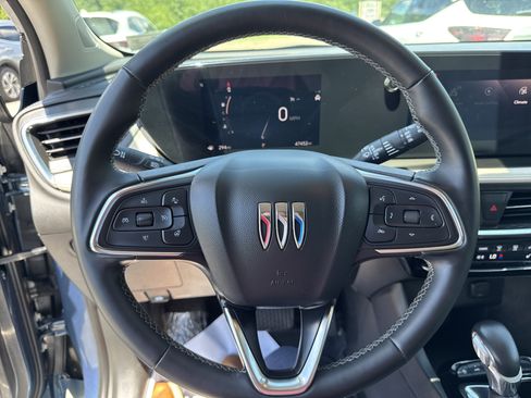 Used 2024 Buick Encore GX Avenir w/ Avenir Convenience Package AWD/4WD image 13