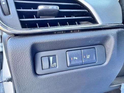 Used 2013 Cadillac ATS Performance w/ Cold Weather Package image 20