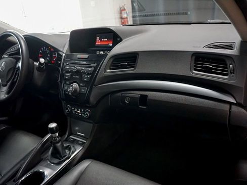 Used 2014 Acura ILX w/ Premium Package image 34