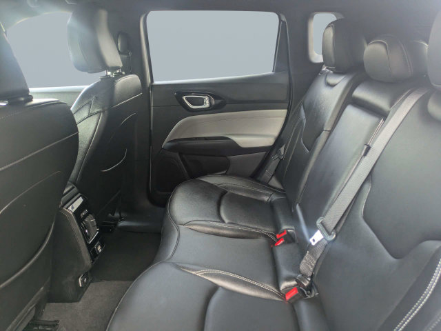 Used 2025 Jeep Compass Limited AWD/4WD image 13
