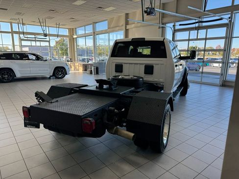 Used 2019 RAM 5500 Tradesman w/ Ambulance Prep Group image 8