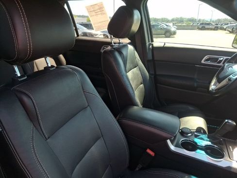 Used 2015 Ford Explorer Sport w/ Equipment Group 401A AWD/4WD image 14