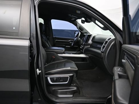 Used 2024 RAM 1500 Laramie AWD/4WD image 27