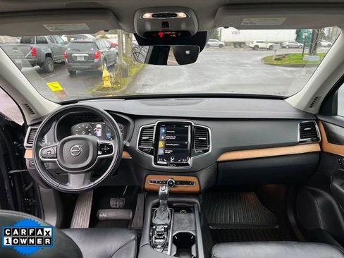 Used 2021 Volvo XC90 T6 Momentum w/ Advanced Package image 16