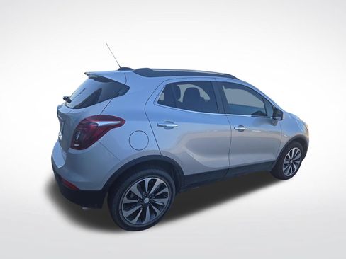 Used 2022 Buick Encore Preferred w/ Safety Package FWD image 5
