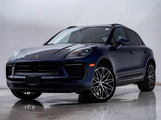 Certified 2023 Porsche Macan video 1