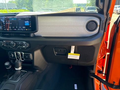 New 2026 Jeep Wrangler Unlimited Sport AWD/4WD image 25