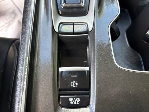 Used 2021 Honda Accord Touring image 29