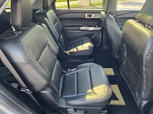Certified 2023 Ford Explorer XLT w/ Equipment Group 202A AWD/4WD image 11