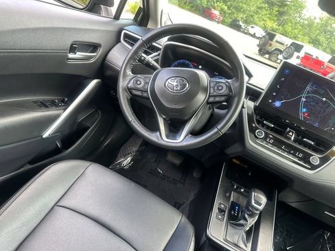 Used 2026 Toyota Corolla Cross XLE w/ Convenience Package AWD/4WD image 20