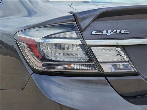 Used 2015 Honda Civic Hybrid Sedan image 11