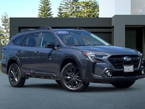 Used 2023 Subaru Outback Onyx Edition AWD/4WD image 2