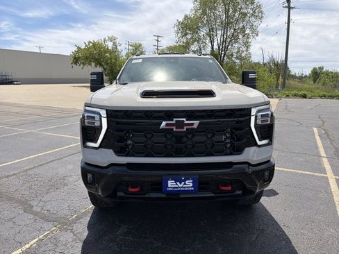 New 2026 Chevrolet Silverado 2500 ZR2 w/ LPO, Dark Essentials Package AWD/4WD image 2