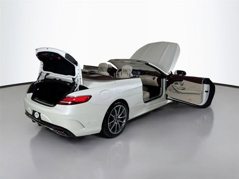 Used 2019 Mercedes-Benz S 560 Cabriolet image 40