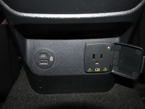 Used 2024 Ford Ranger Raptor AWD/4WD image 32