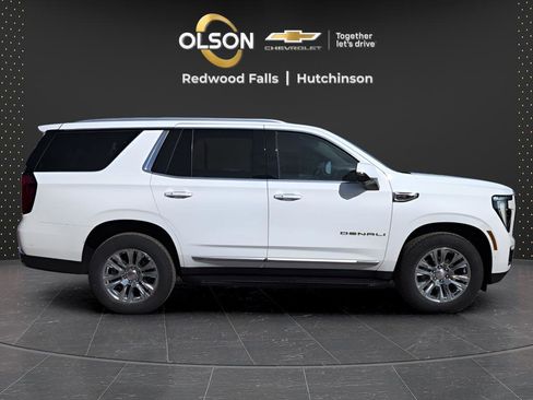 Used 2025 GMC Yukon Denali image 6