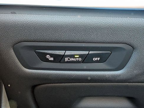 Used 2025 BMW X5 xDrive40i w/ Climate Comfort Package image 18