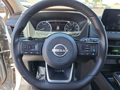 Used 2023 Nissan Rogue SV w/ SV Premium B Package AWD/4WD image 22