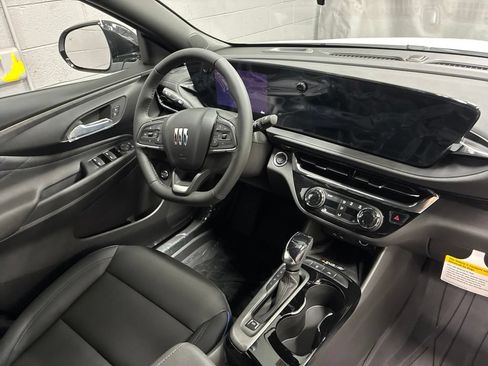 New 2026 Buick Envista Sport Touring w/ Convenience I Package FWD image 8