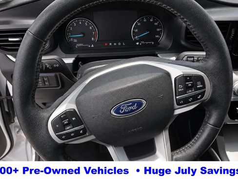Used 2021 Ford Explorer XLT RWD image 12