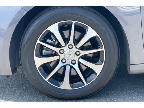 Certified 2017 Acura TLX FWD image 42