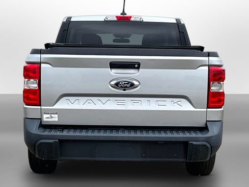 Used 2022 Ford Maverick XLT image 4